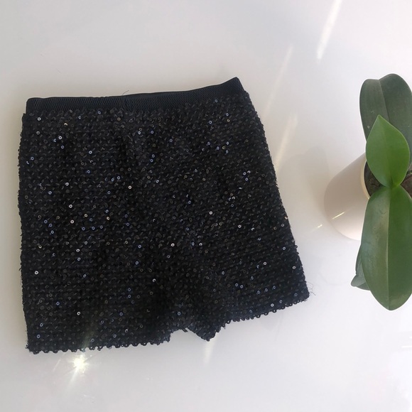 Sparkly night wasted shorts - Picture 2 of 2